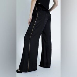 Alina Chain Pants
Karina Grimaldi